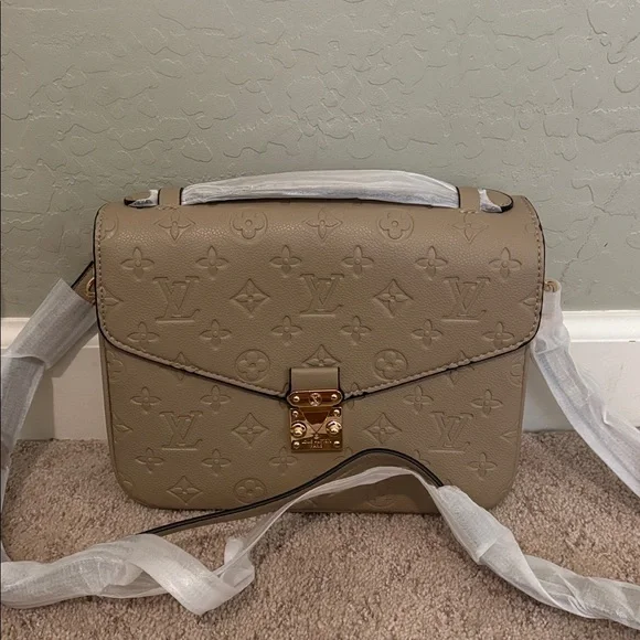 Taupe Monogram Empreinte Pochette Métis Shoulder Bag - Picture 2 of 8
